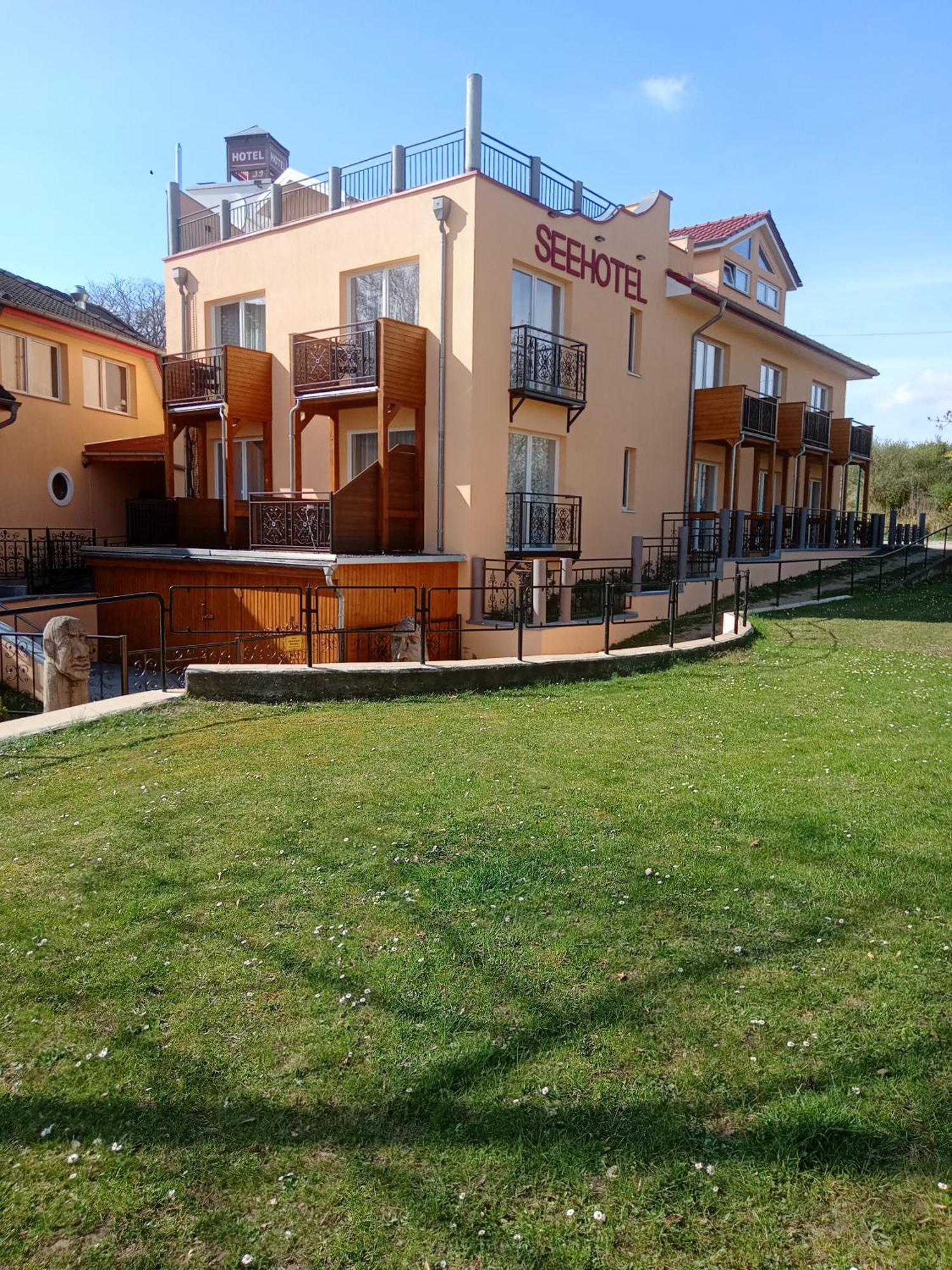 Seehotel Bad Kleinen Buitenkant foto